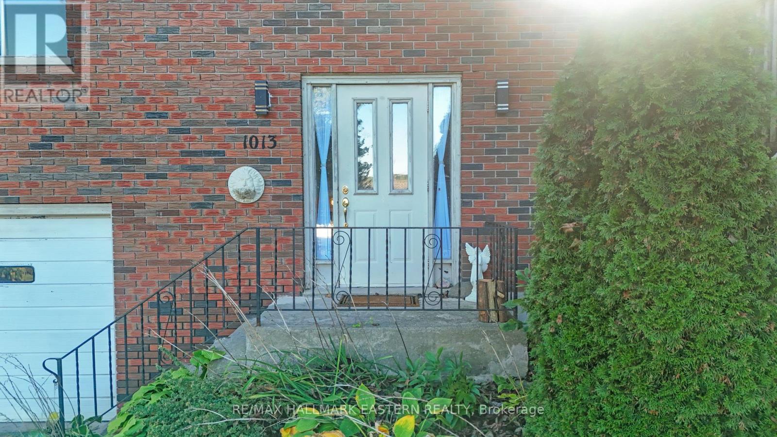 1013 Nicholl's Boulevard, Selwyn, Ontario  K0L 1H0 - Photo 3 - X12457024