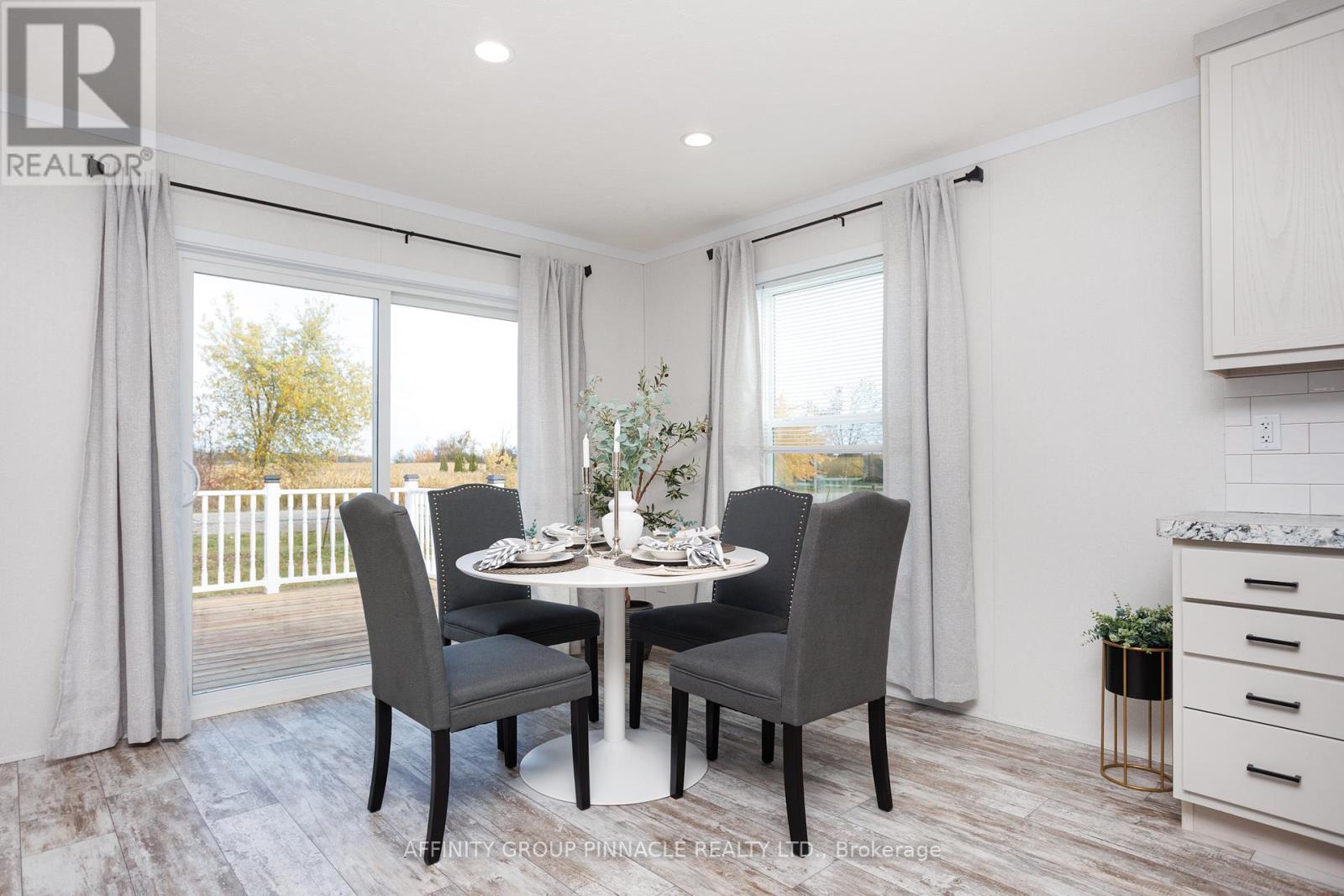 1 Vista Drive, Kawartha Lakes (Lindsay), Ontario  K9V 0H7 - Photo 15 - X12457033