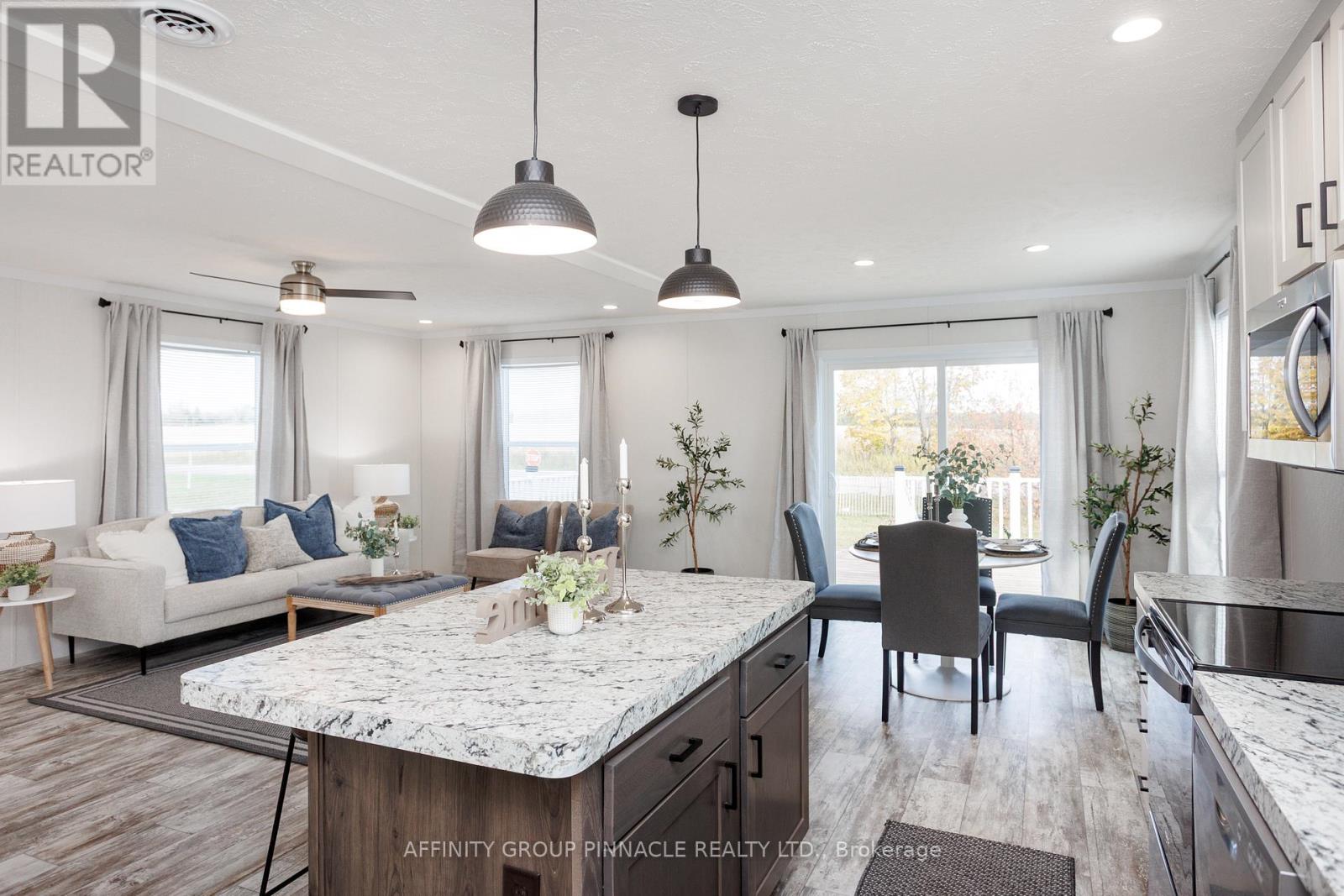 1 Vista Drive, Kawartha Lakes (Lindsay), Ontario  K9V 0H7 - Photo 20 - X12457033