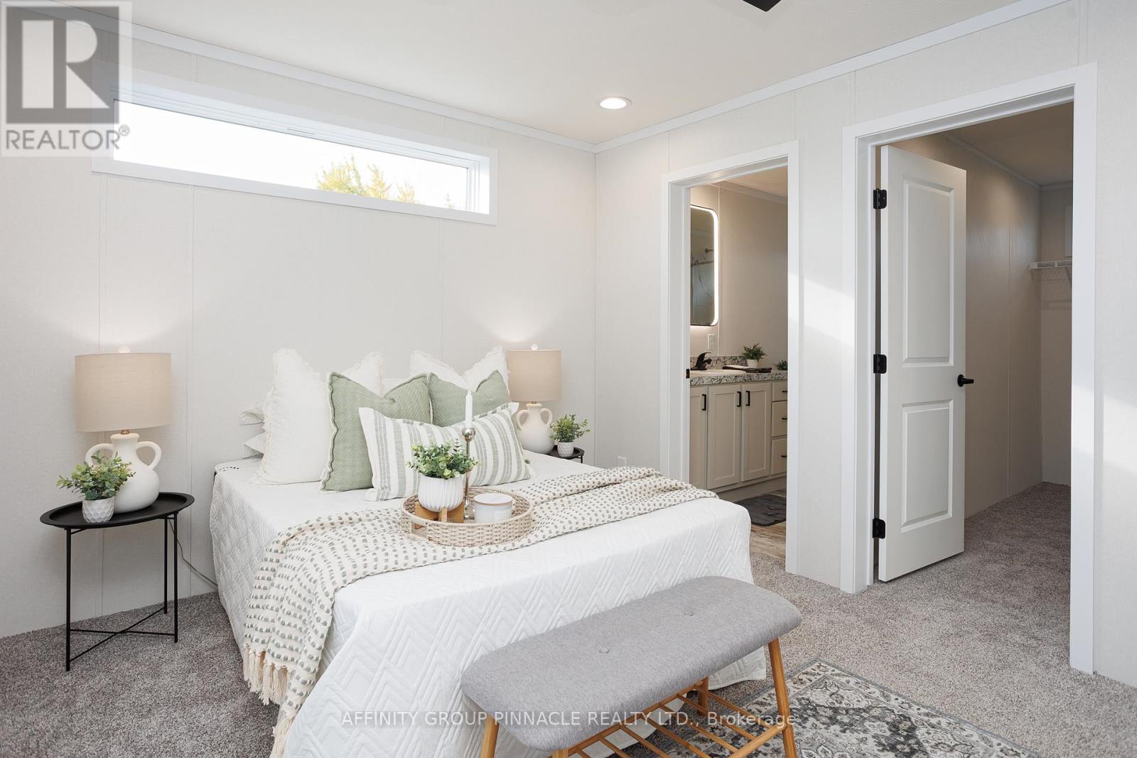 1 Vista Drive, Kawartha Lakes (Lindsay), Ontario  K9V 0H7 - Photo 37 - X12457033