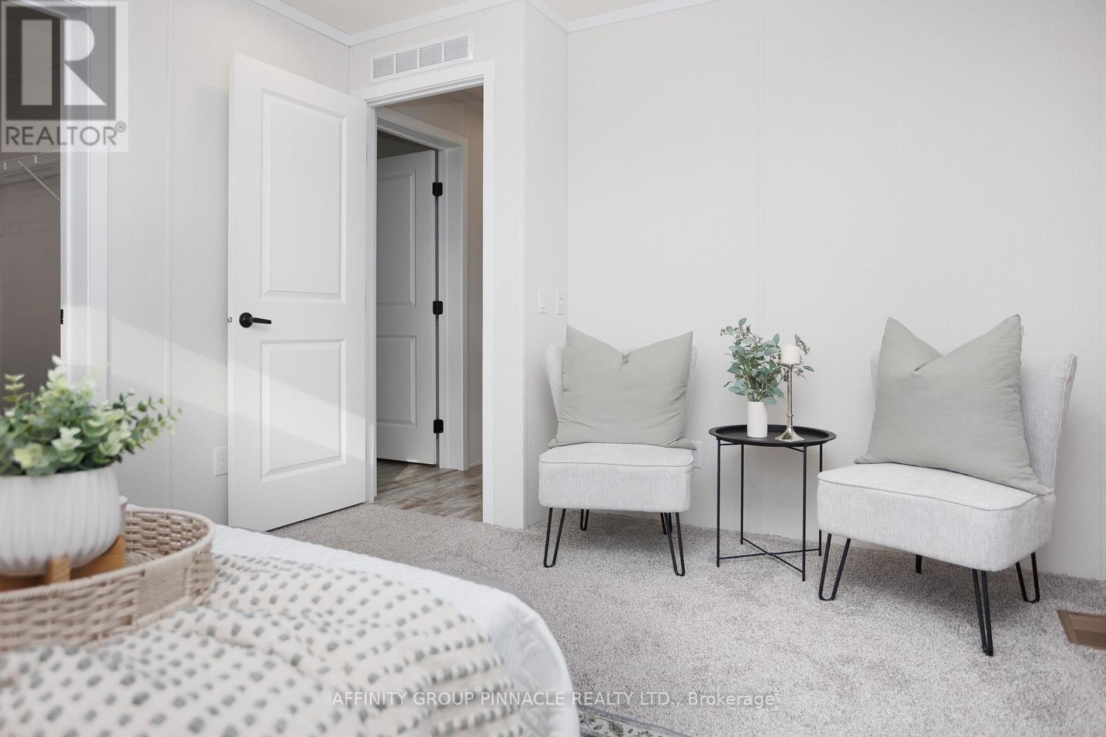 1 Vista Drive, Kawartha Lakes (Lindsay), Ontario  K9V 0H7 - Photo 39 - X12457033