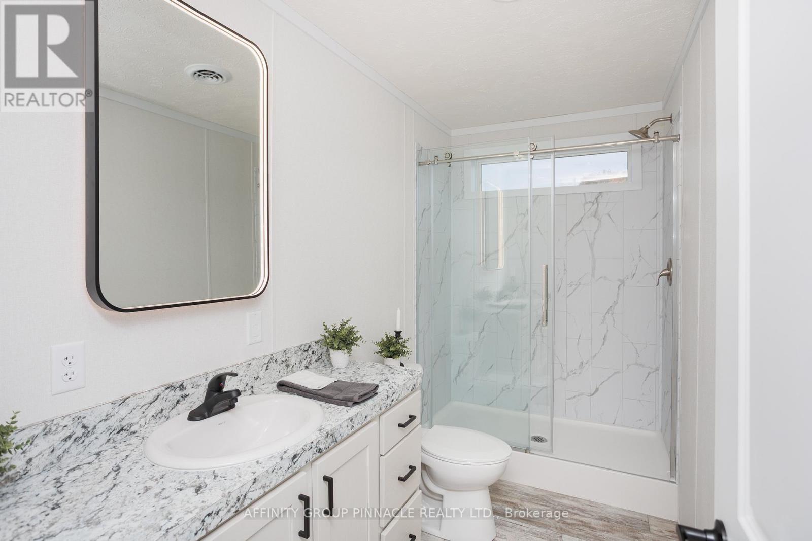 1 Vista Drive, Kawartha Lakes (Lindsay), Ontario  K9V 0H7 - Photo 41 - X12457033