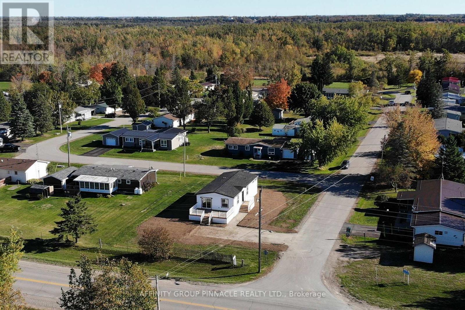 1 Vista Drive, Kawartha Lakes (Lindsay), Ontario  K9V 0H7 - Photo 46 - X12457033