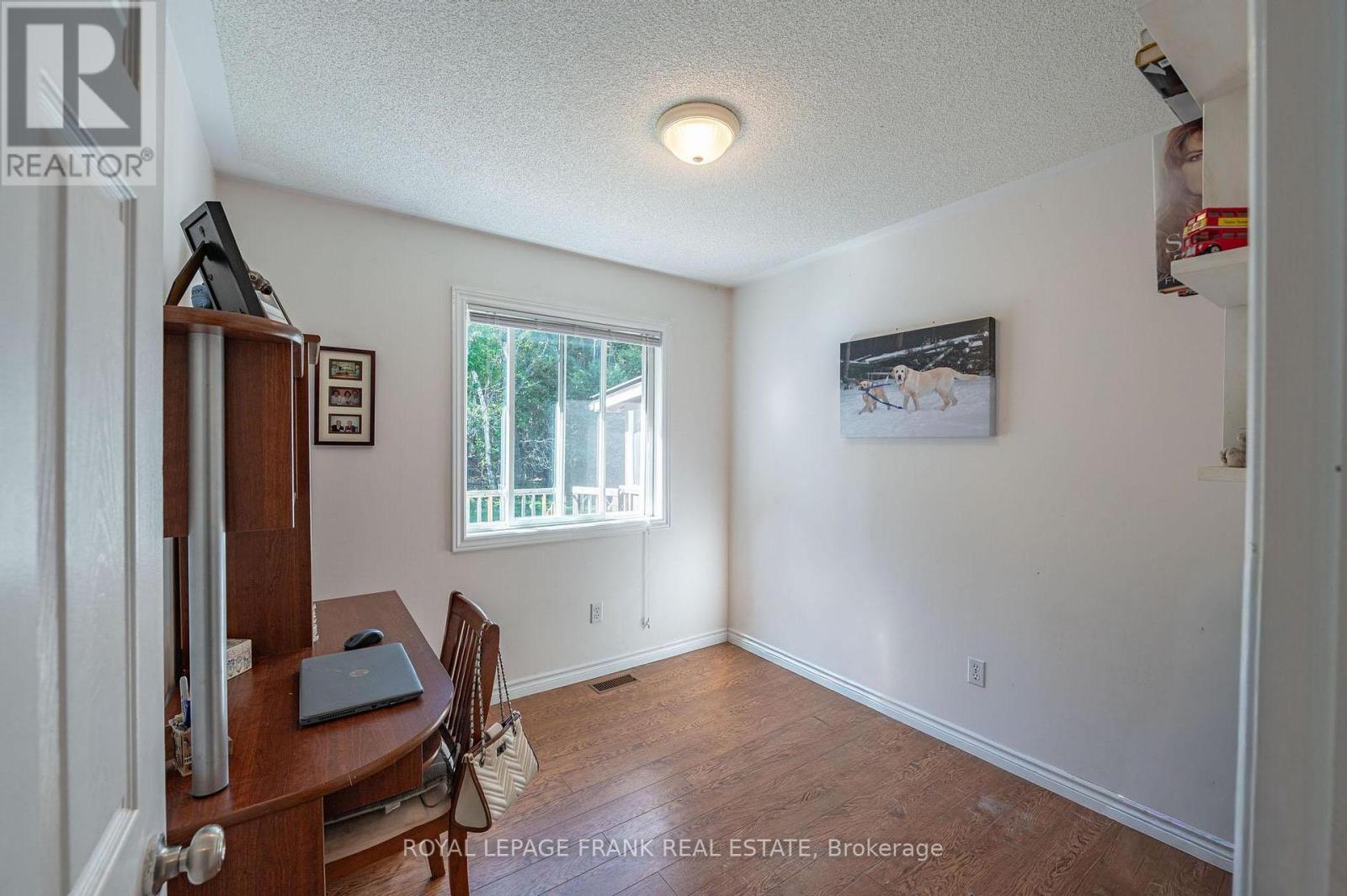 124 Sumcot Drive, Trent Lakes, Ontario  K0L 1J0 - Photo 19 - X12457341