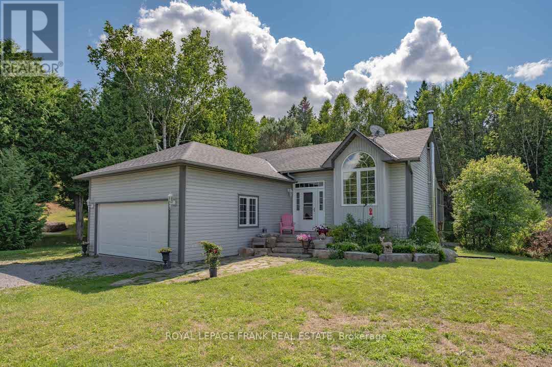 124 Sumcot Drive, Trent Lakes, Ontario  K0L 1J0 - Photo 2 - X12457341