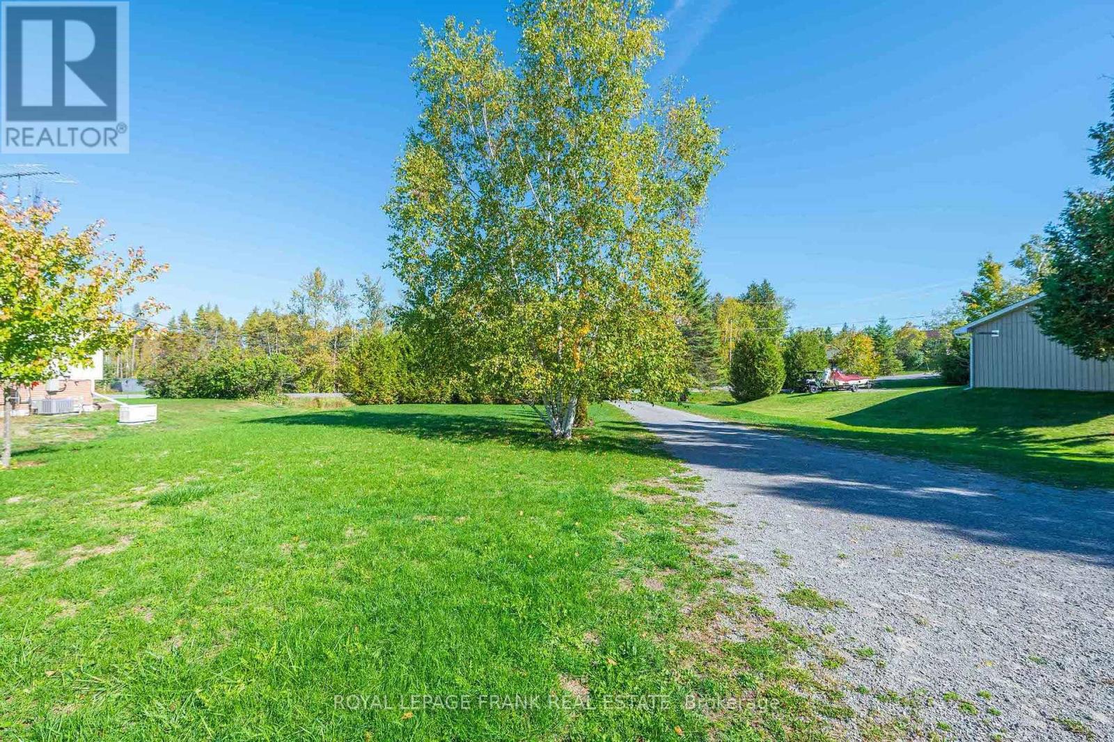 124 Sumcot Drive, Trent Lakes, Ontario  K0L 1J0 - Photo 4 - X12457341