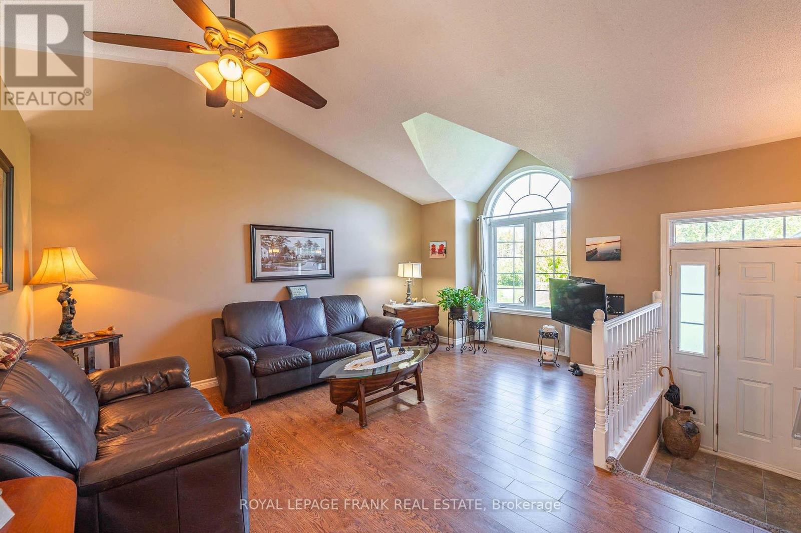 124 Sumcot Drive, Trent Lakes, Ontario  K0L 1J0 - Photo 6 - X12457341