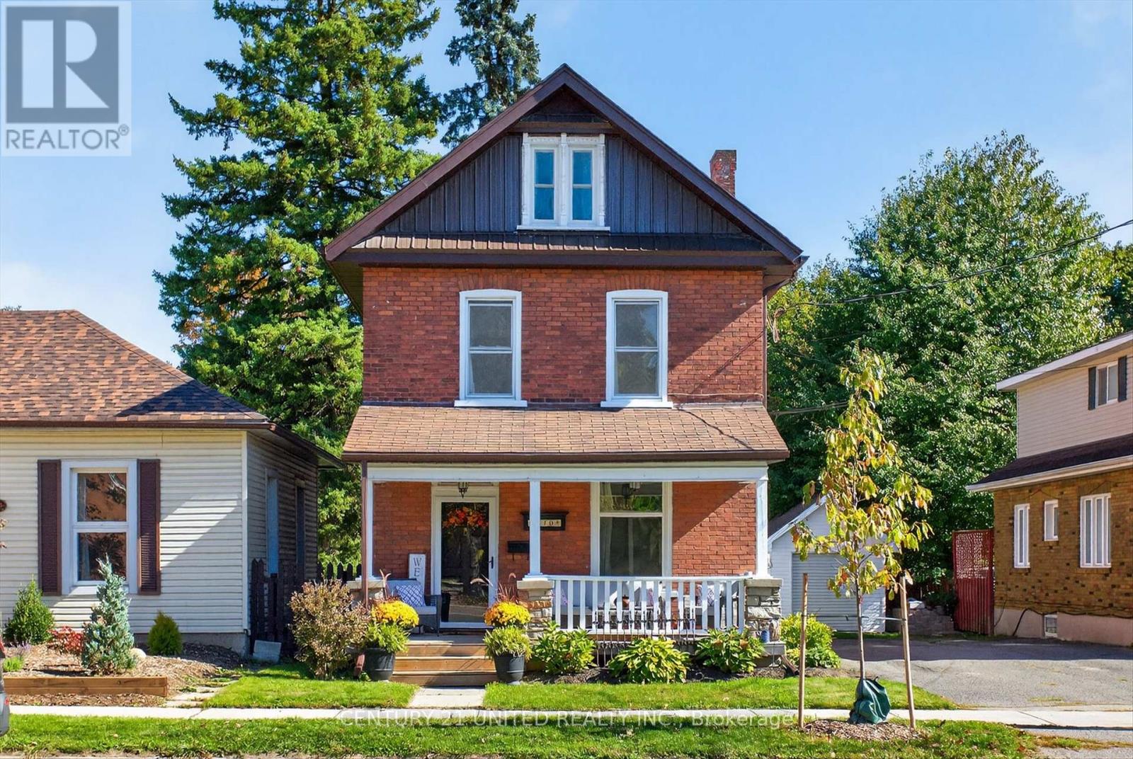 470 Rogers Street, Peterborough (Ashburnham Ward 4), Ontario  K9H 1W9 - Photo 1 - X12457496