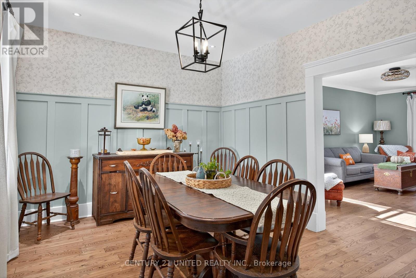 470 Rogers Street, Peterborough (Ashburnham Ward 4), Ontario  K9H 1W9 - Photo 10 - X12457496