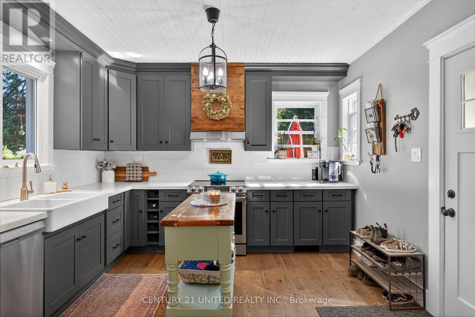 470 Rogers Street, Peterborough (Ashburnham Ward 4), Ontario  K9H 1W9 - Photo 12 - X12457496