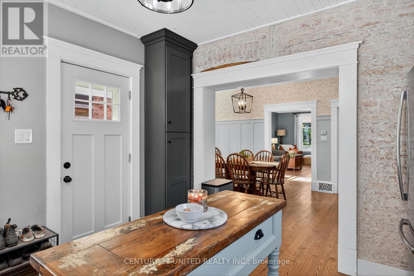 470 Rogers Street, Peterborough (Ashburnham Ward 4), Ontario  K9H 1W9 - Photo 15 - X12457496