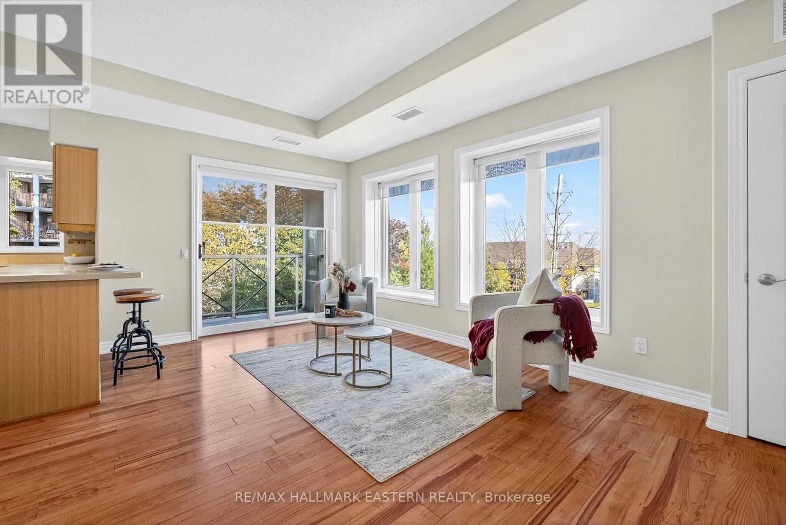 Ph06 - 869 Clonsilla Avenue, Peterborough (Otonabee Ward 1), Ontario  K9J 0B7 - Photo 16 - X12458147