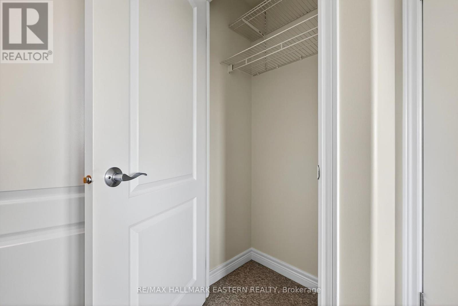 Ph06 - 869 Clonsilla Avenue, Peterborough (Otonabee Ward 1), Ontario  K9J 0B7 - Photo 31 - X12458147