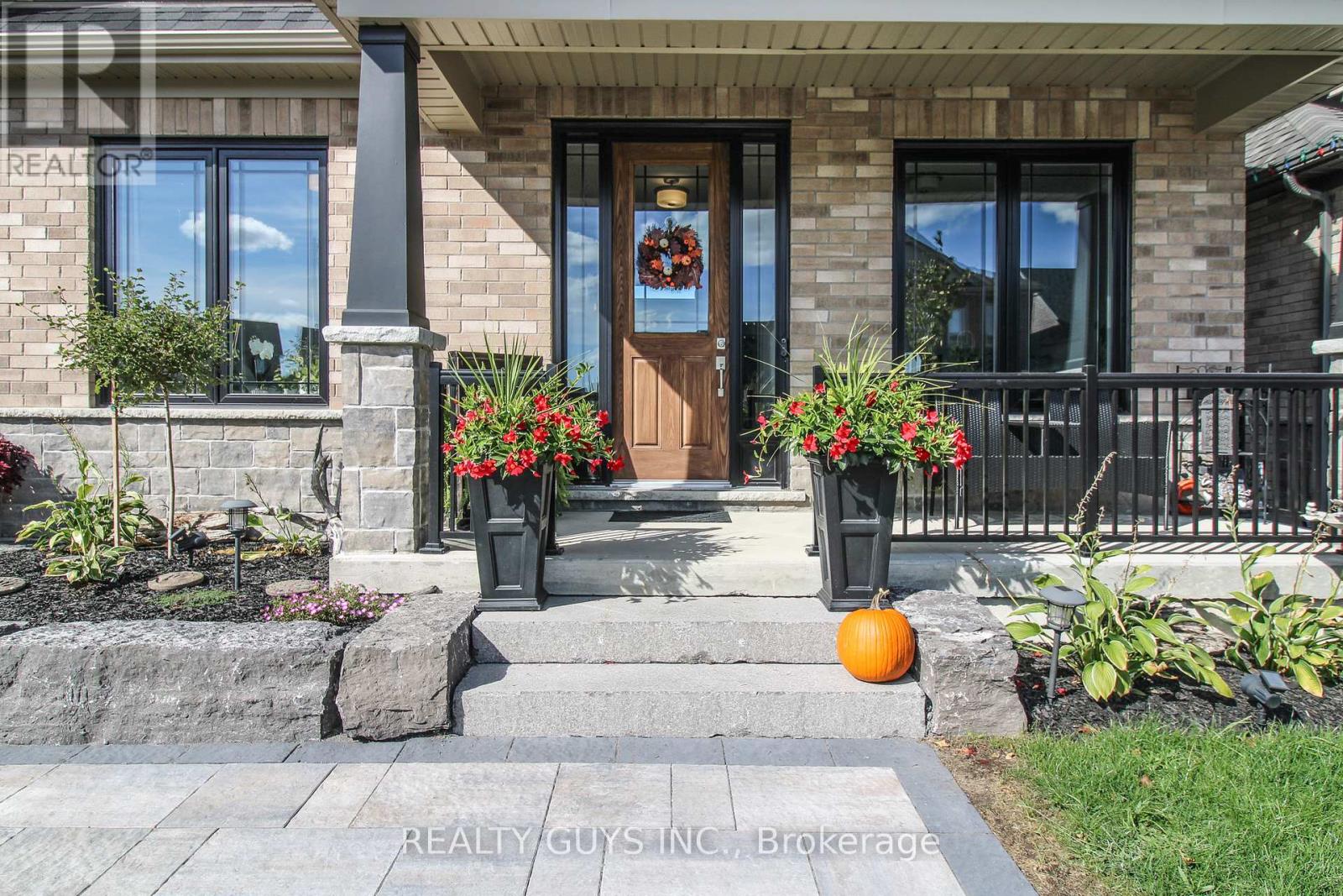 322 Cullen Trail, Peterborough (Northcrest Ward 5), Ontario  K9H 0J9 - Photo 10 - X12458264