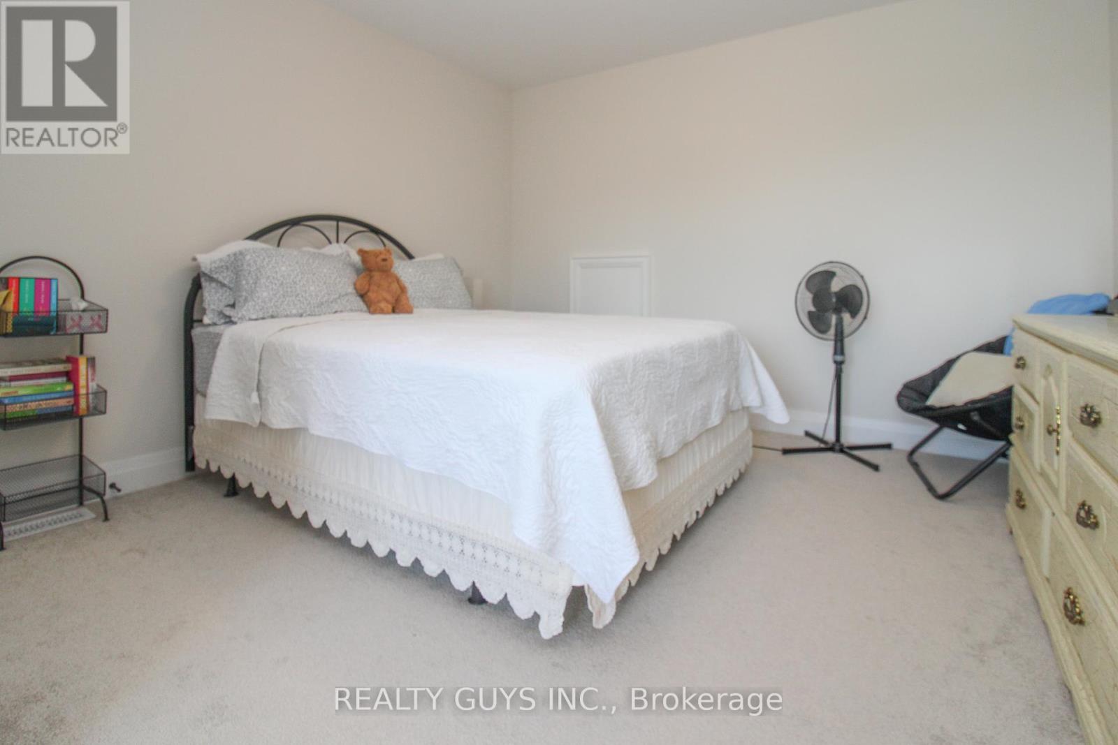 322 Cullen Trail, Peterborough (Northcrest Ward 5), Ontario  K9H 0J9 - Photo 35 - X12458264