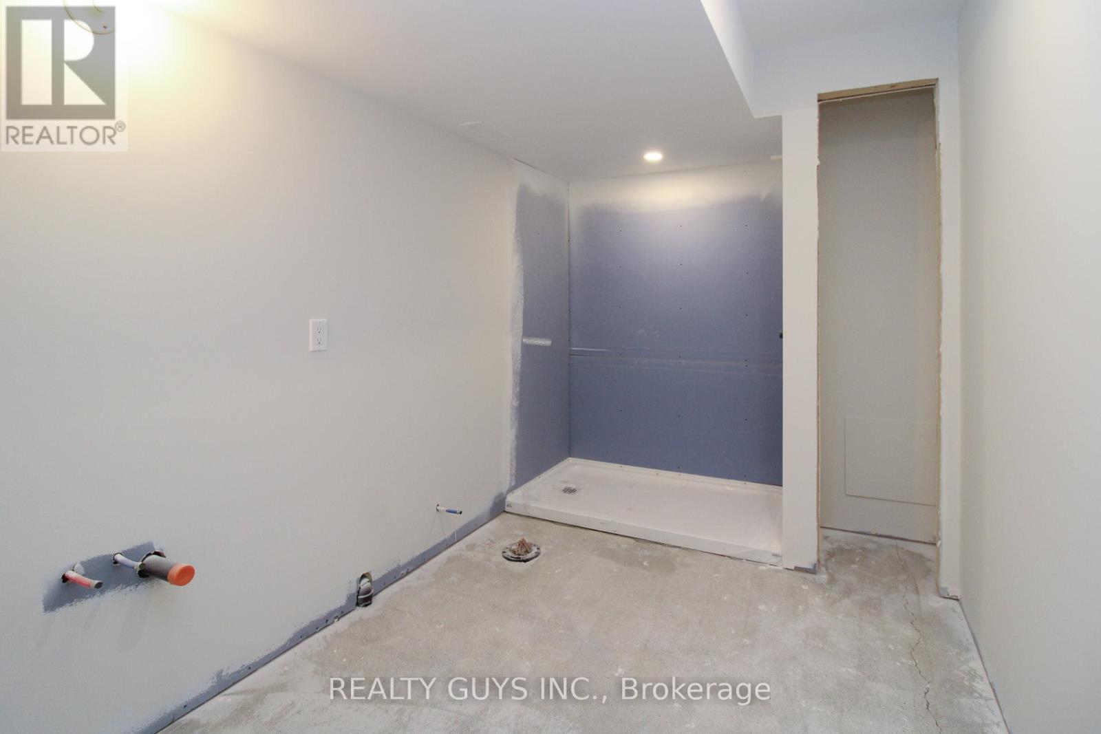 322 Cullen Trail, Peterborough (Northcrest Ward 5), Ontario  K9H 0J9 - Photo 47 - X12458264