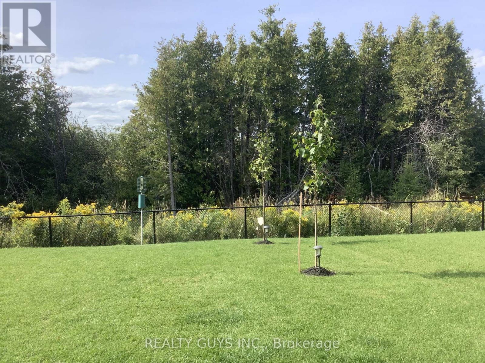 322 Cullen Trail, Peterborough (Northcrest Ward 5), Ontario  K9H 0J9 - Photo 6 - X12458264