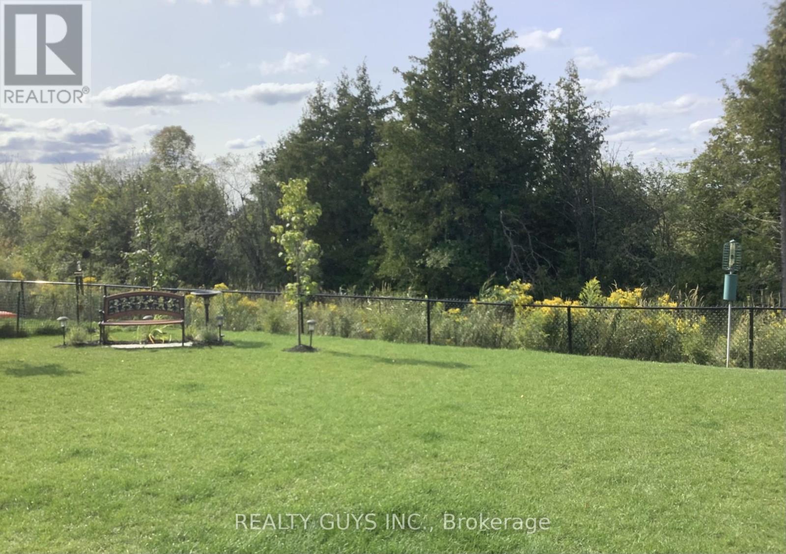 322 Cullen Trail, Peterborough (Northcrest Ward 5), Ontario  K9H 0J9 - Photo 7 - X12458264