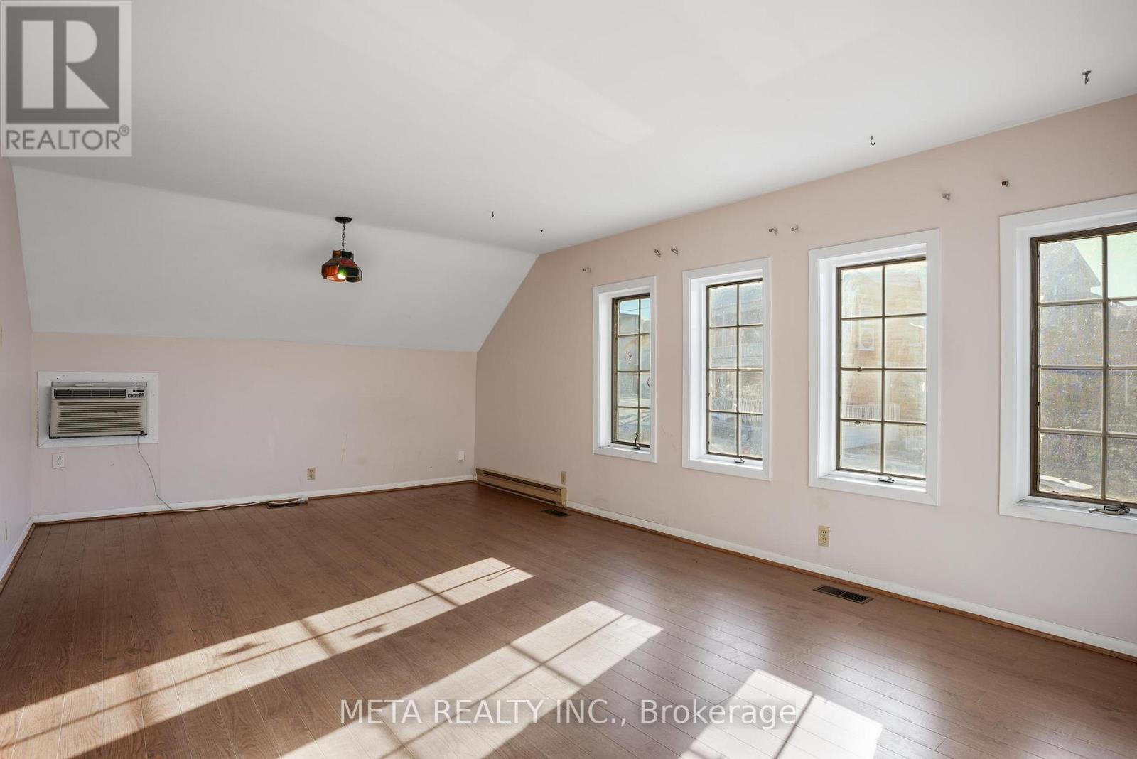 3 Hastings Street, Bancroft (Bancroft Ward), Ontario  K0L 1C0 - Photo 2 - X12458744