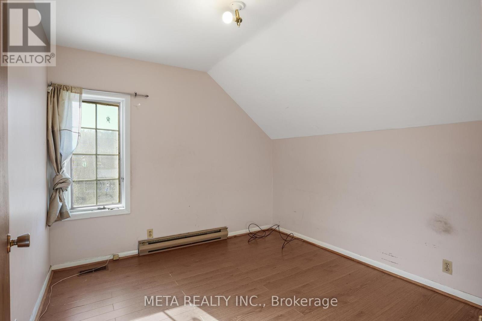 3 Hastings Street, Bancroft (Bancroft Ward), Ontario  K0L 1C0 - Photo 4 - X12458744