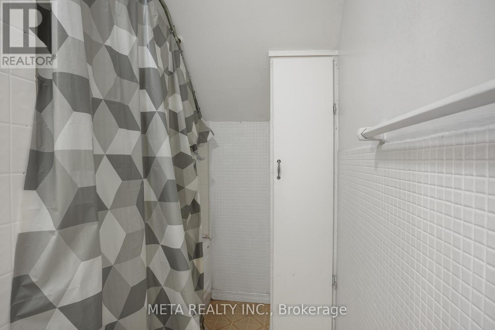 3 Hastings Street, Bancroft (Bancroft Ward), Ontario  K0L 1C0 - Photo 6 - X12458744