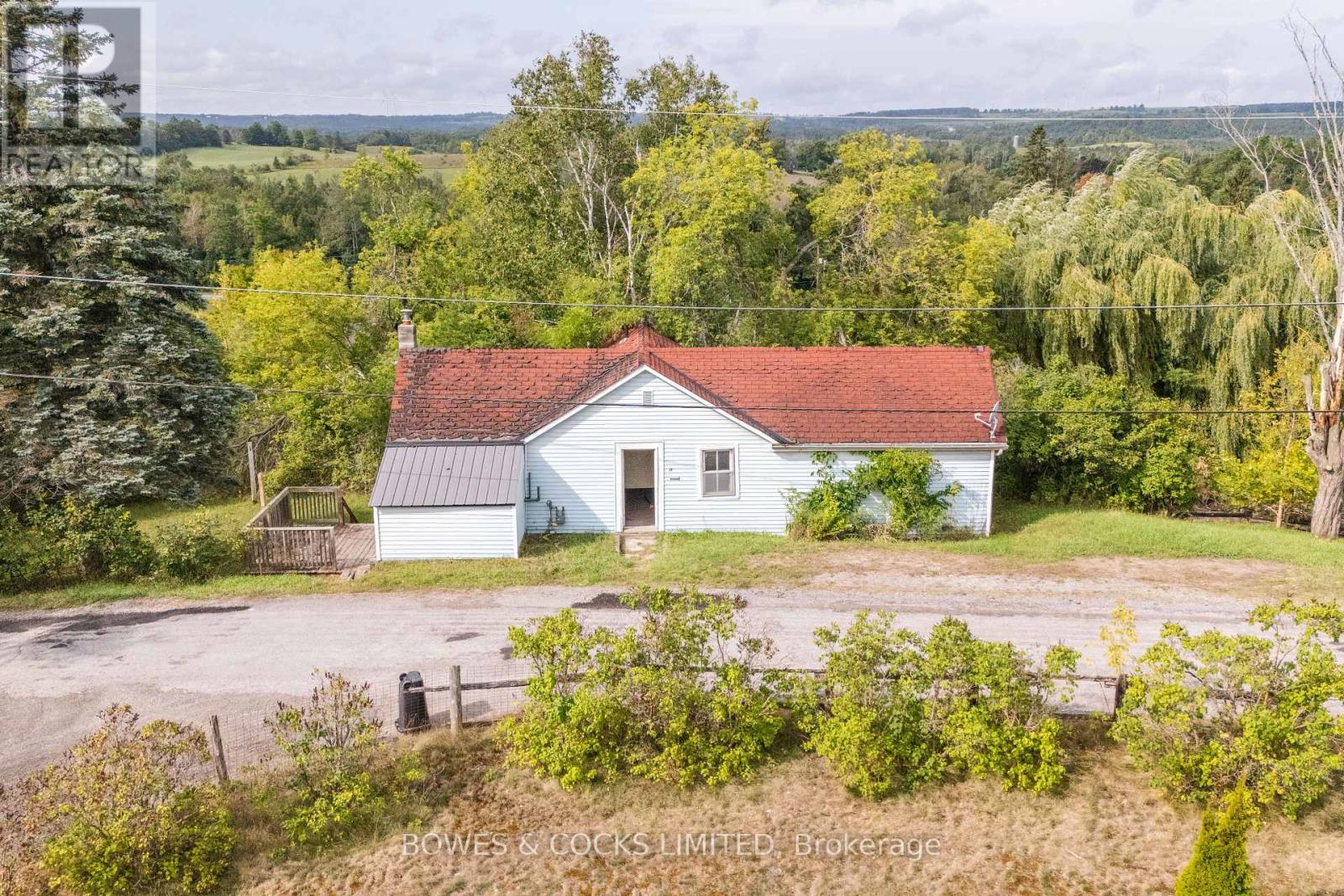 19 Jakeman Street, Kawartha Lakes (Manvers), Ontario  L0A 1A0 - Photo 1 - X12459252