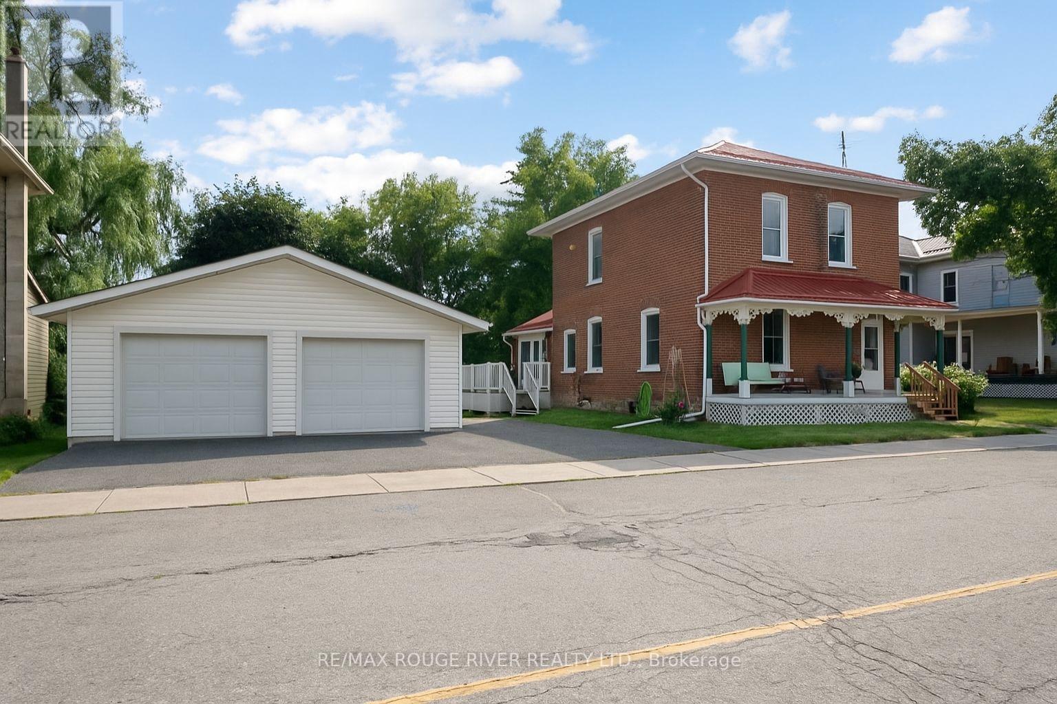 21 Centre Avenue, Trent Hills (Warkworth), Ontario  K0L 1L0 - Photo 1 - X12459339