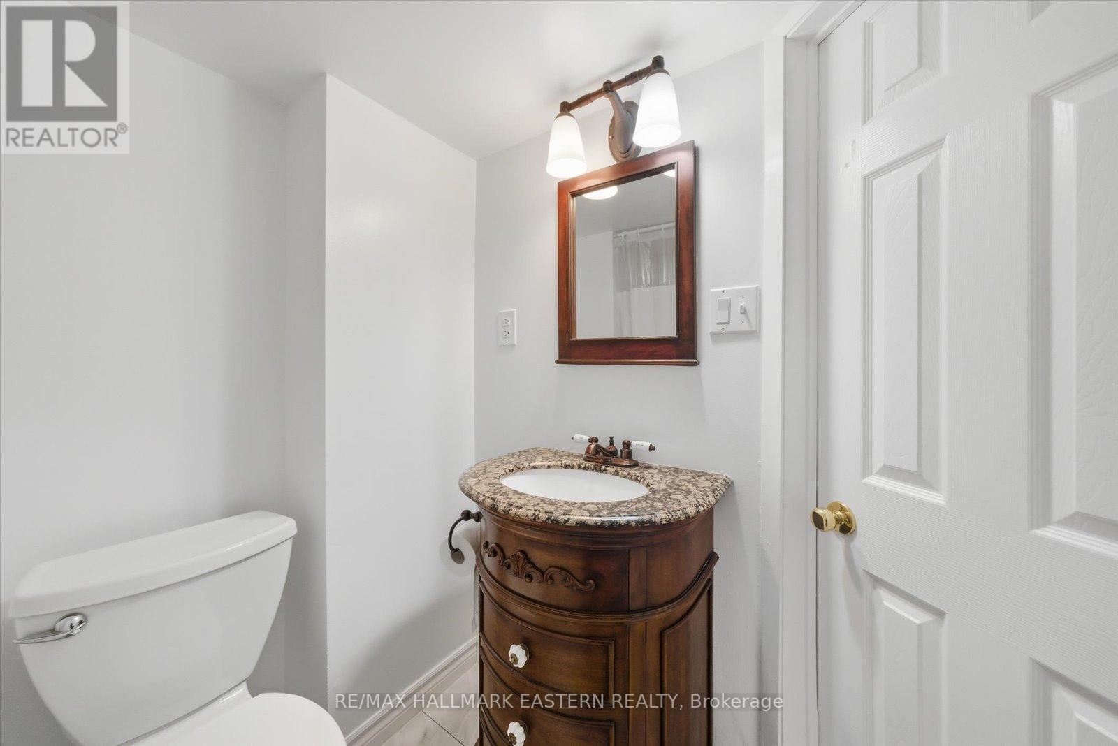 19-A & 19-1 Beechwood Drive, Peterborough (Monaghan Ward 2), Ontario  K9J 1M2 - Photo 29 - X12459630