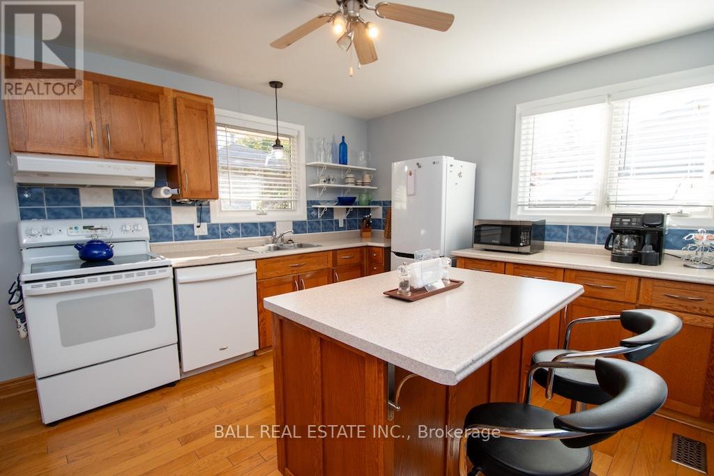 70 Caroline Street, Selwyn, Ontario  K0L 2H0 - Photo 14 - X12459777