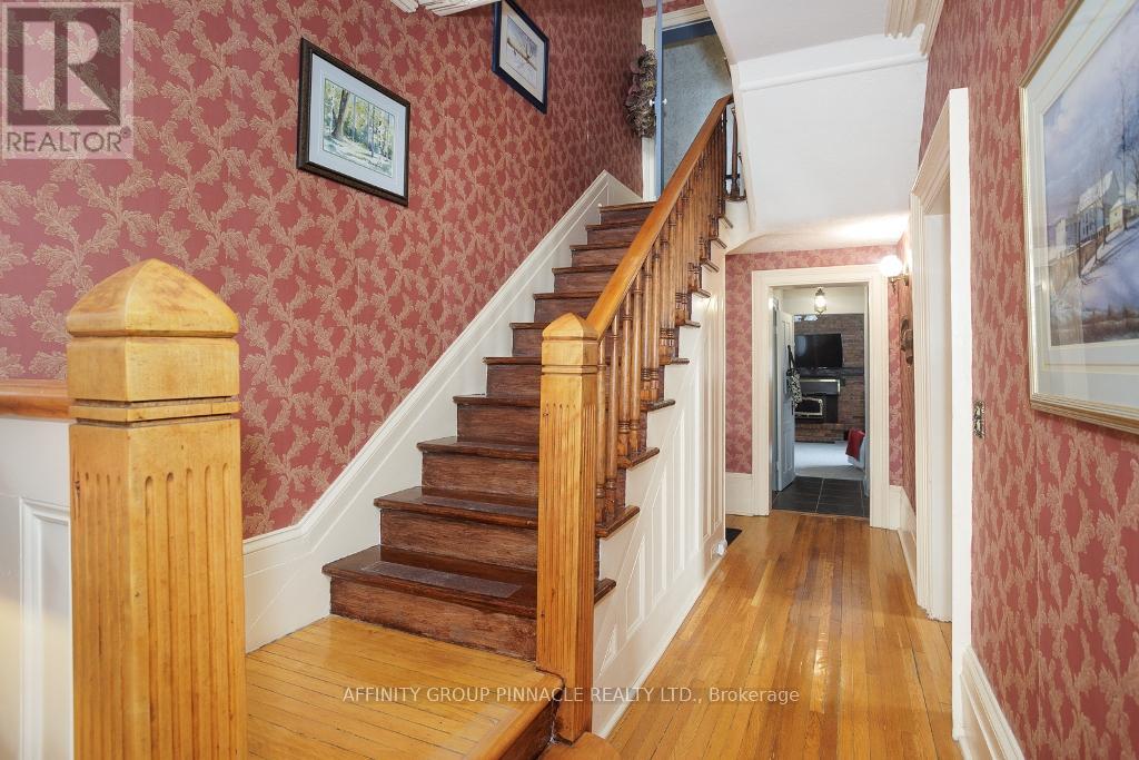 22 Francis Street, Kawartha Lakes (Lindsay), Ontario  K9V 3R6 - Photo 18 - X12460238