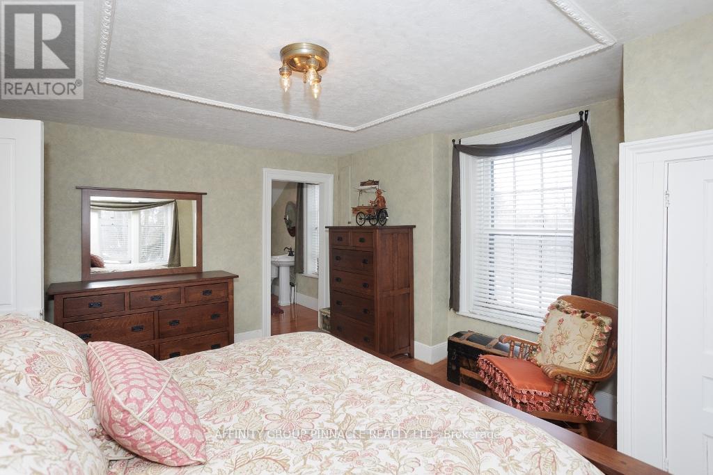 22 Francis Street, Kawartha Lakes (Lindsay), Ontario  K9V 3R6 - Photo 25 - X12460238