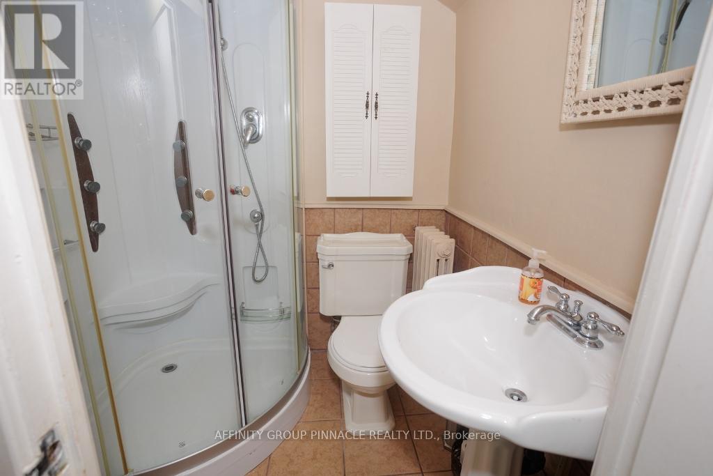 22 Francis Street, Kawartha Lakes (Lindsay), Ontario  K9V 3R6 - Photo 35 - X12460238