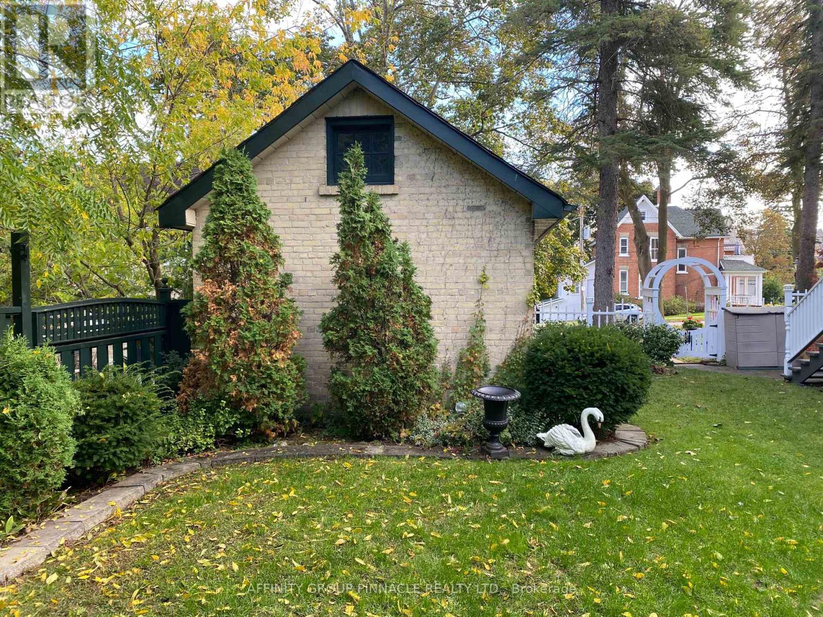 22 Francis Street, Kawartha Lakes (Lindsay), Ontario  K9V 3R6 - Photo 45 - X12460238