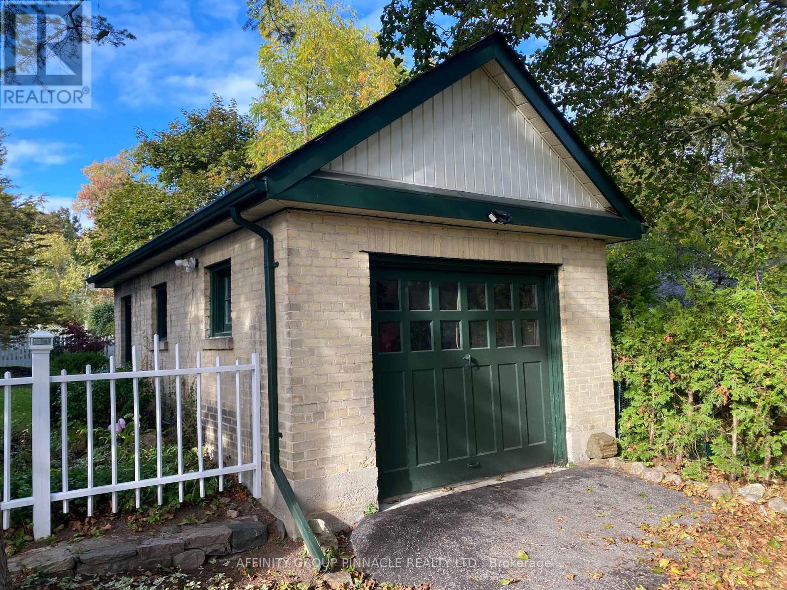 22 Francis Street, Kawartha Lakes (Lindsay), Ontario  K9V 3R6 - Photo 46 - X12460238