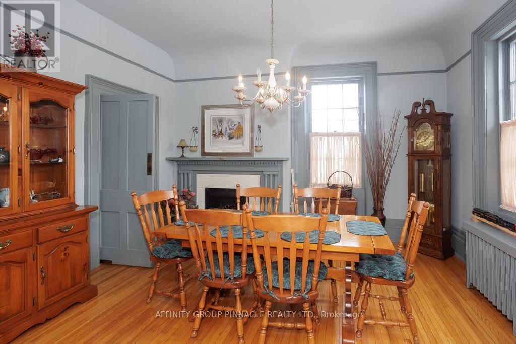 22 Francis Street, Kawartha Lakes (Lindsay), Ontario  K9V 3R6 - Photo 9 - X12460238