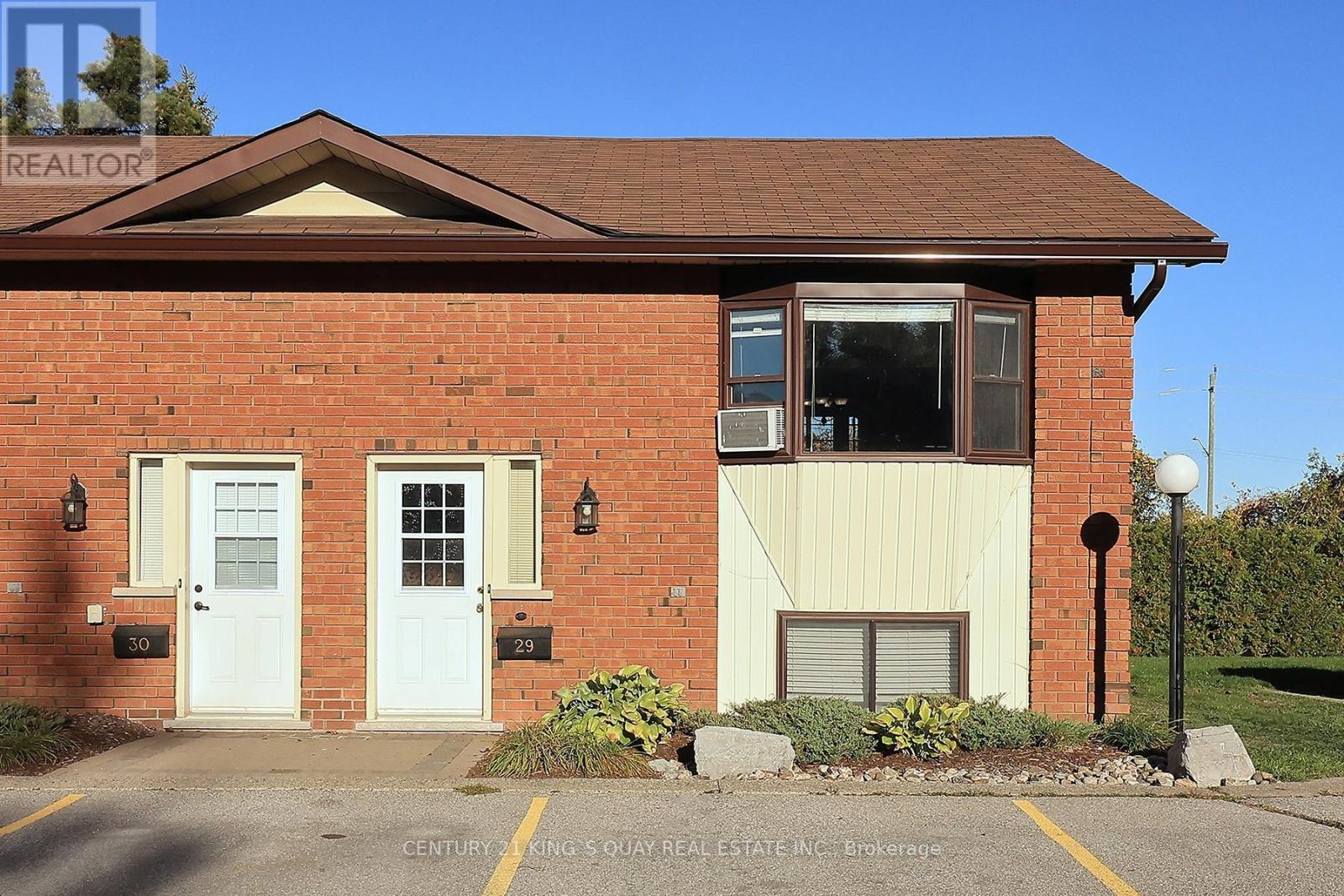 29 - 115 Mary Street W, Kawartha Lakes (Lindsay), Ontario  K9V 2N7 - Photo 2 - X12460126