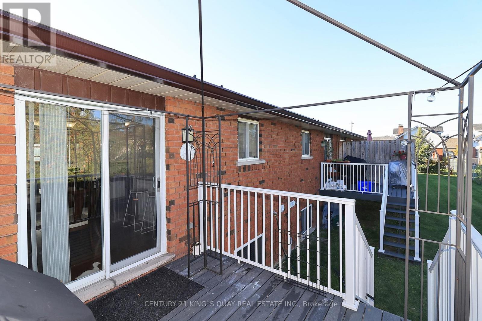 29 - 115 Mary Street W, Kawartha Lakes (Lindsay), Ontario  K9V 2N7 - Photo 28 - X12460126