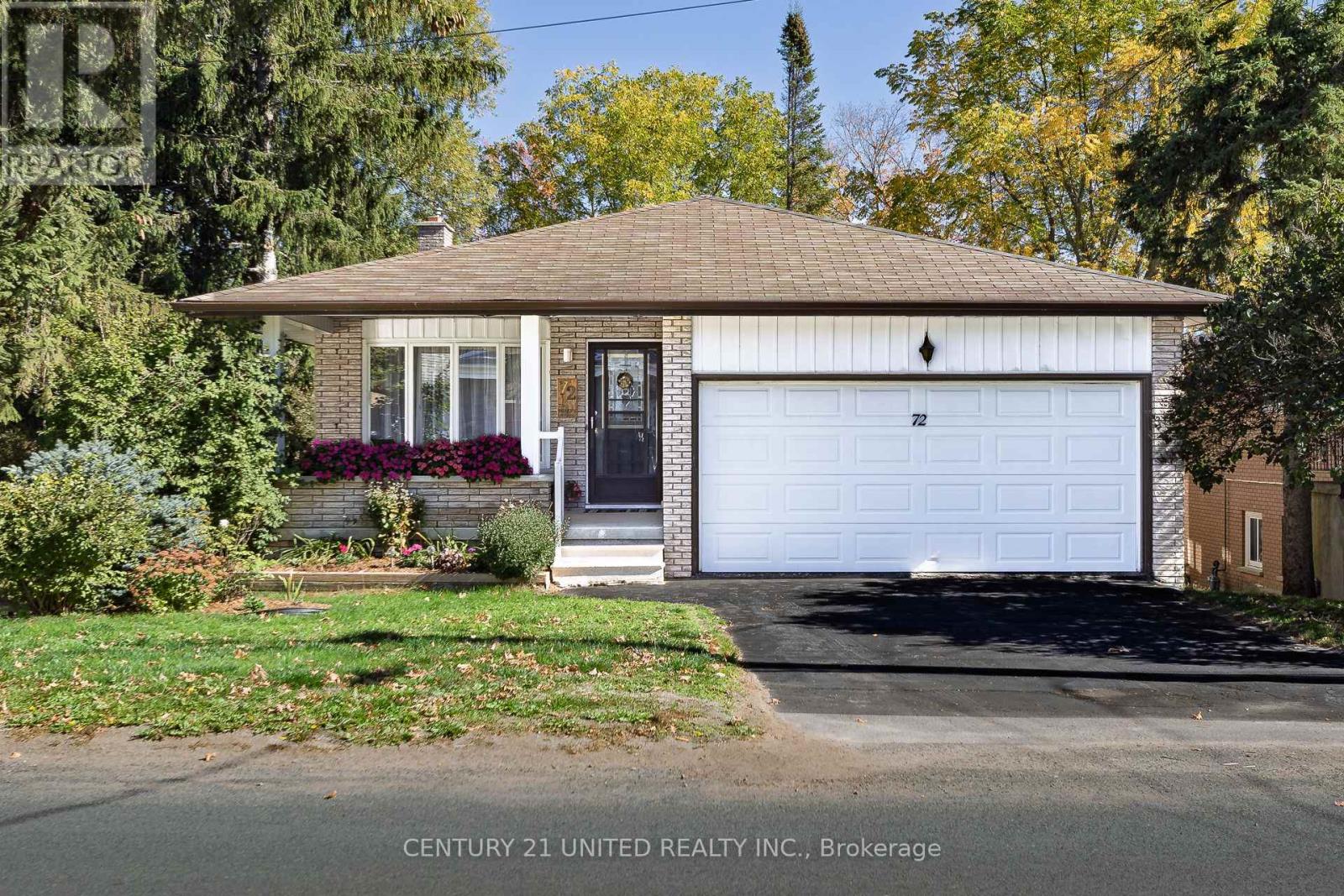 72 REGENT STREET, selwyn, Ontario