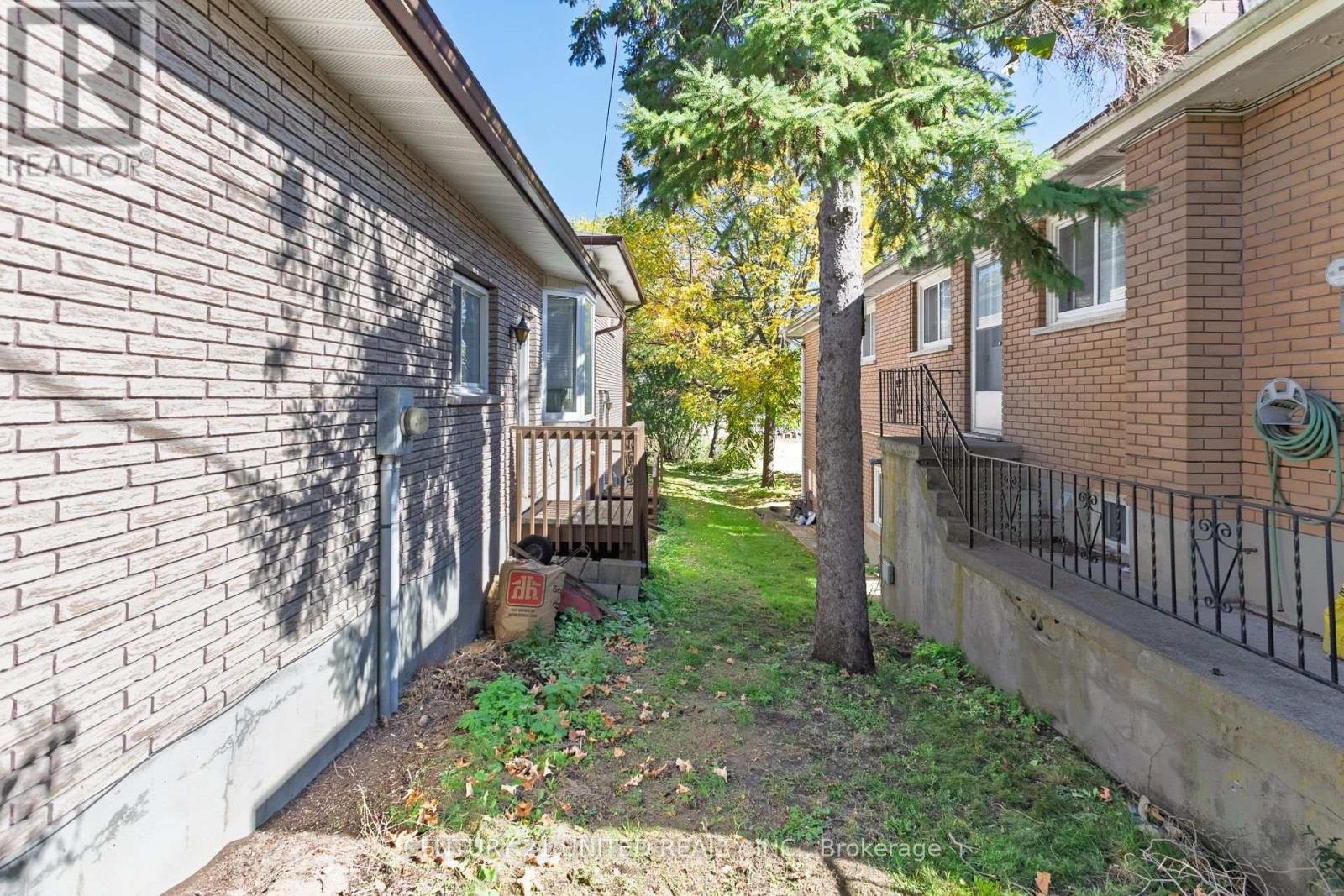 72 Regent Street, Selwyn, Ontario  K0L 2H0 - Photo 15 - X12460540