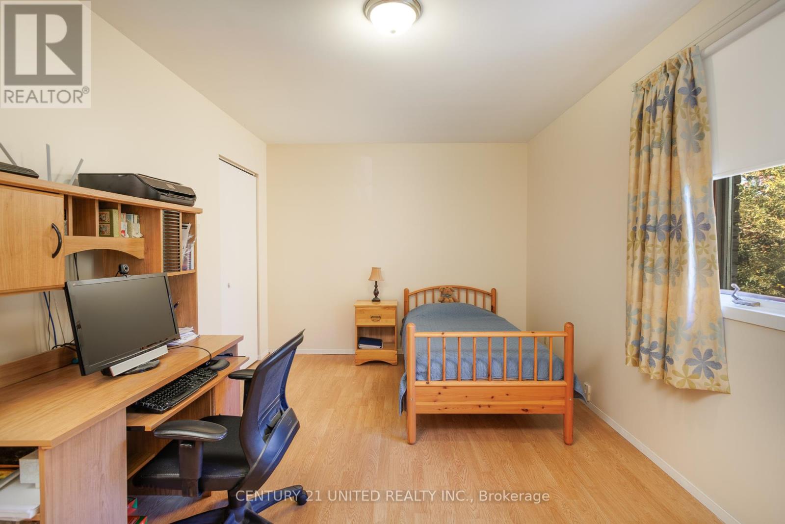 72 Regent Street, Selwyn, Ontario  K0L 2H0 - Photo 29 - X12460540