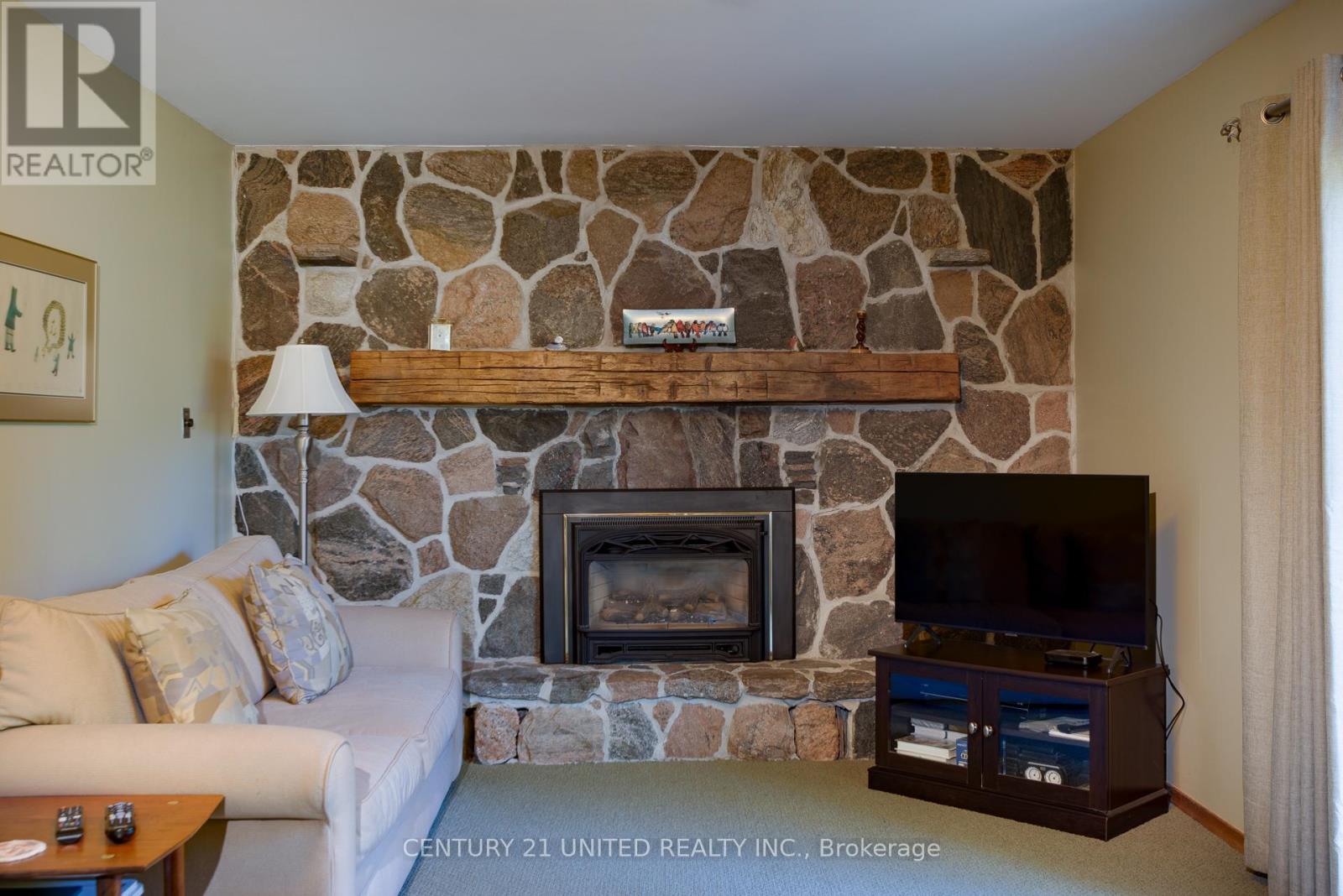 72 Regent Street, Selwyn, Ontario  K0L 2H0 - Photo 30 - X12460540