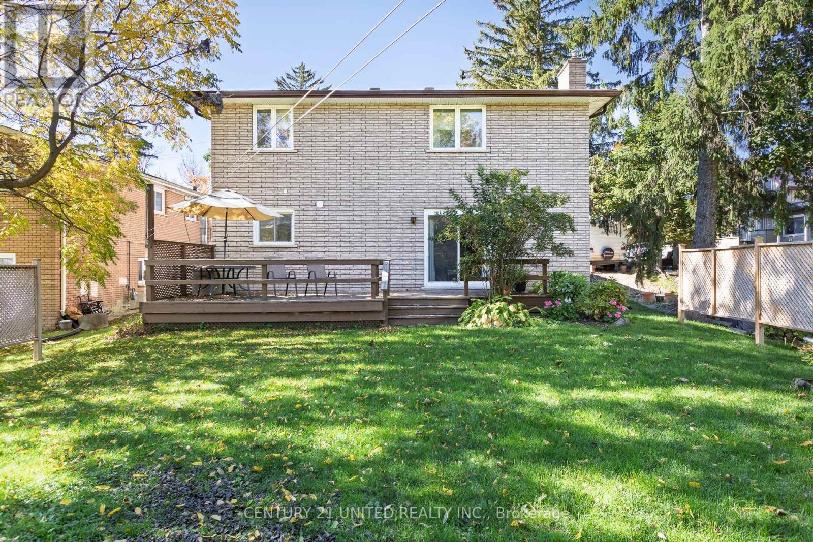 72 Regent Street, Selwyn, Ontario  K0L 2H0 - Photo 6 - X12460540