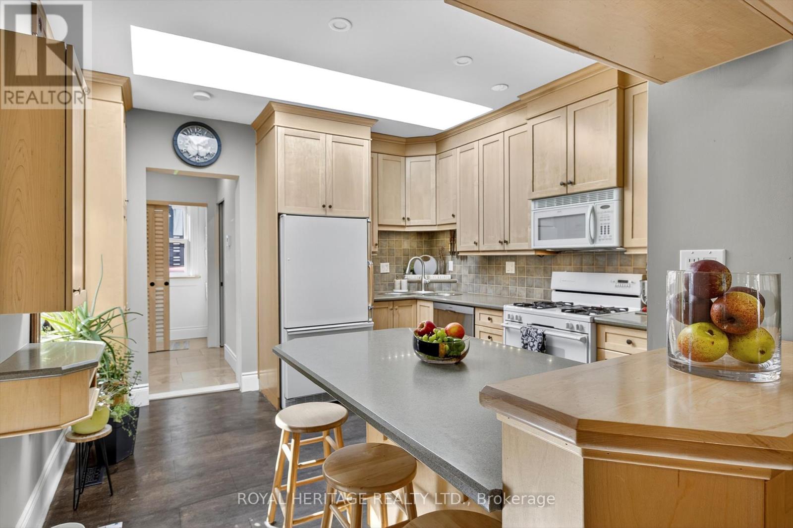 693 Water Street, Peterborough (Town Ward 3), Ontario  K9H 3N4 - Photo 11 - X12460872