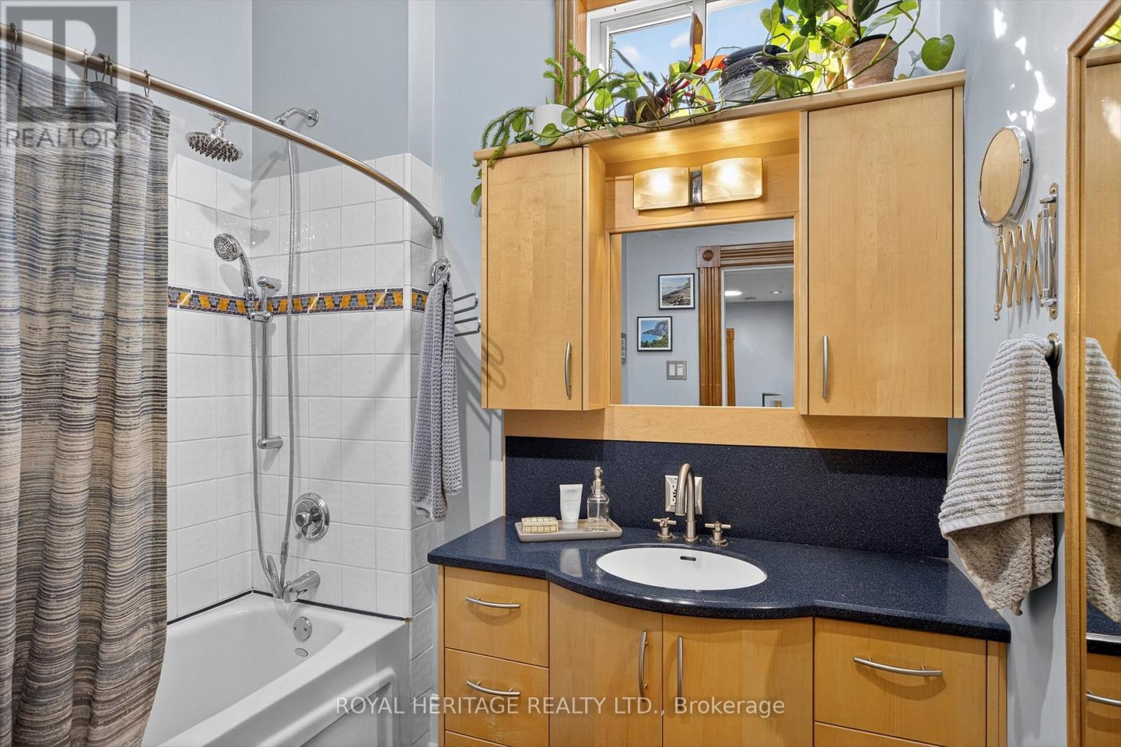 693 Water Street, Peterborough (Town Ward 3), Ontario  K9H 3N4 - Photo 26 - X12460872