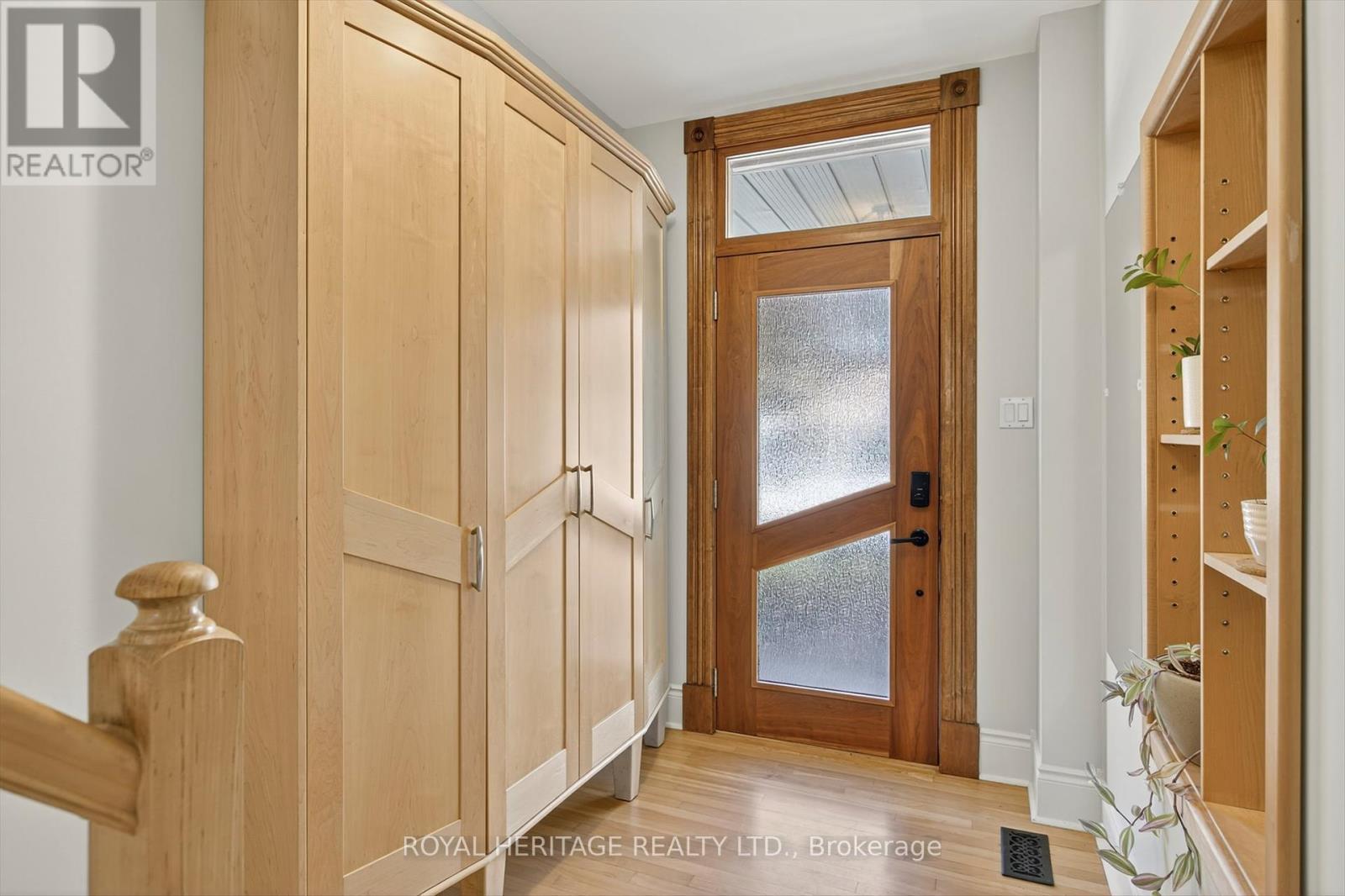 693 Water Street, Peterborough (Town Ward 3), Ontario  K9H 3N4 - Photo 4 - X12460872