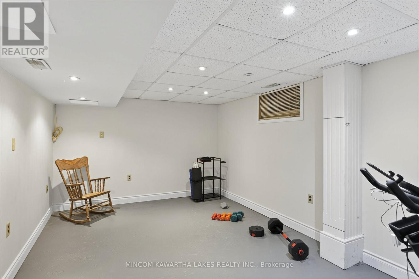 375 Albertus Avenue, Peterborough (Town Ward 3), Ontario  K9J 5Z7 - Photo 32 - X12461183