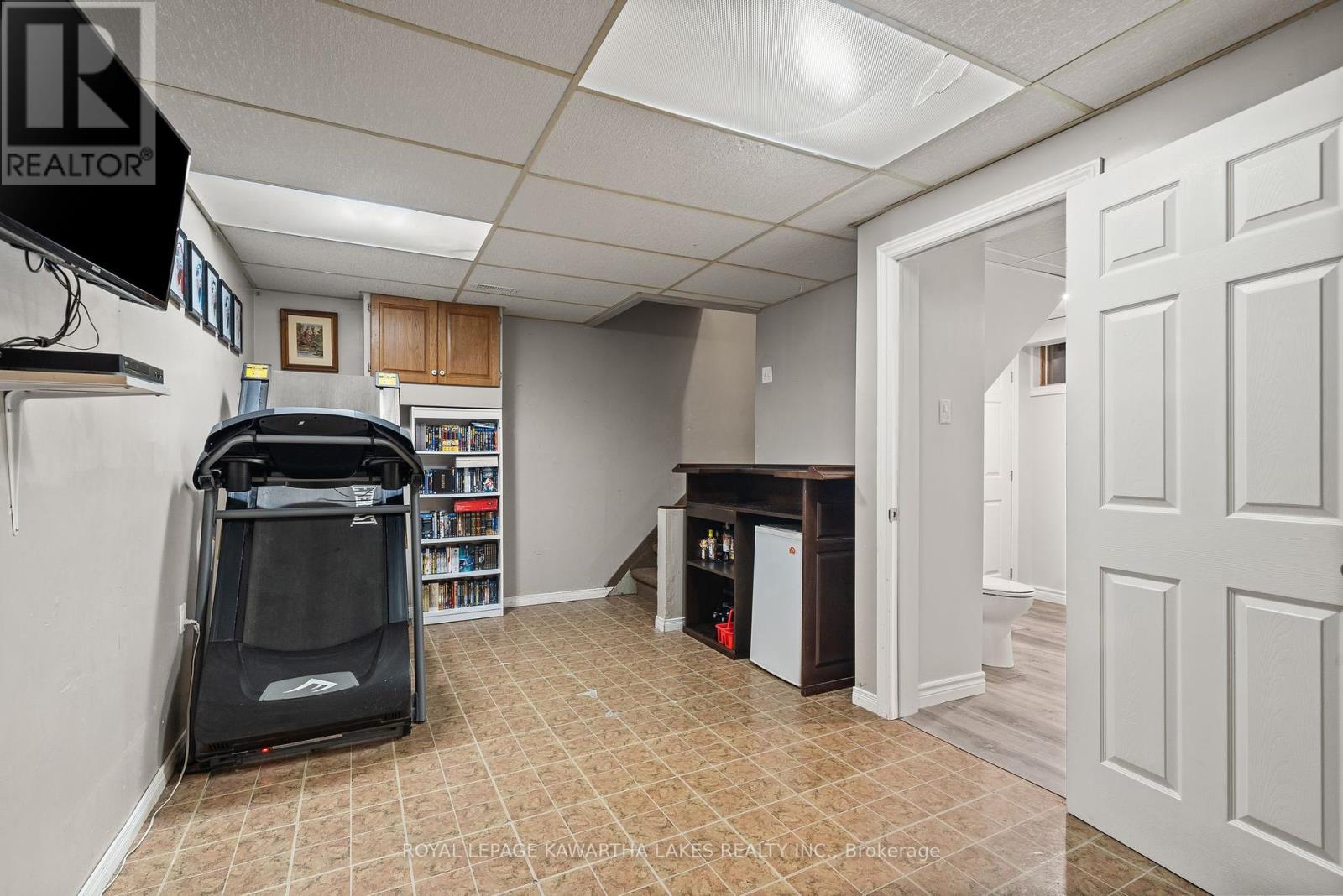 35 Woods Avenue, Kawartha Lakes (Emily), Ontario  K0L 2W0 - Photo 28 - X12461417