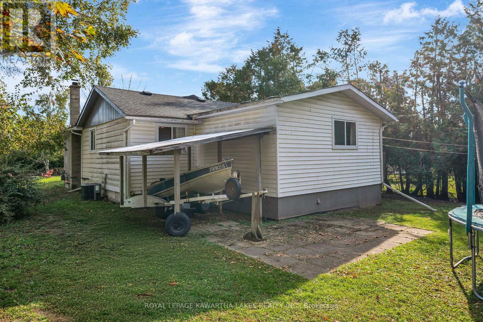 35 Woods Avenue, Kawartha Lakes (Emily), Ontario  K0L 2W0 - Photo 43 - X12461417
