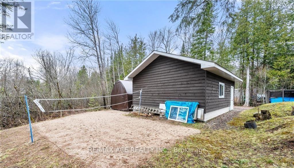 1440 Clement Lake Road, Highlands East (Monmouth), Ontario  K0L 3C0 - Photo 9 - X12461446