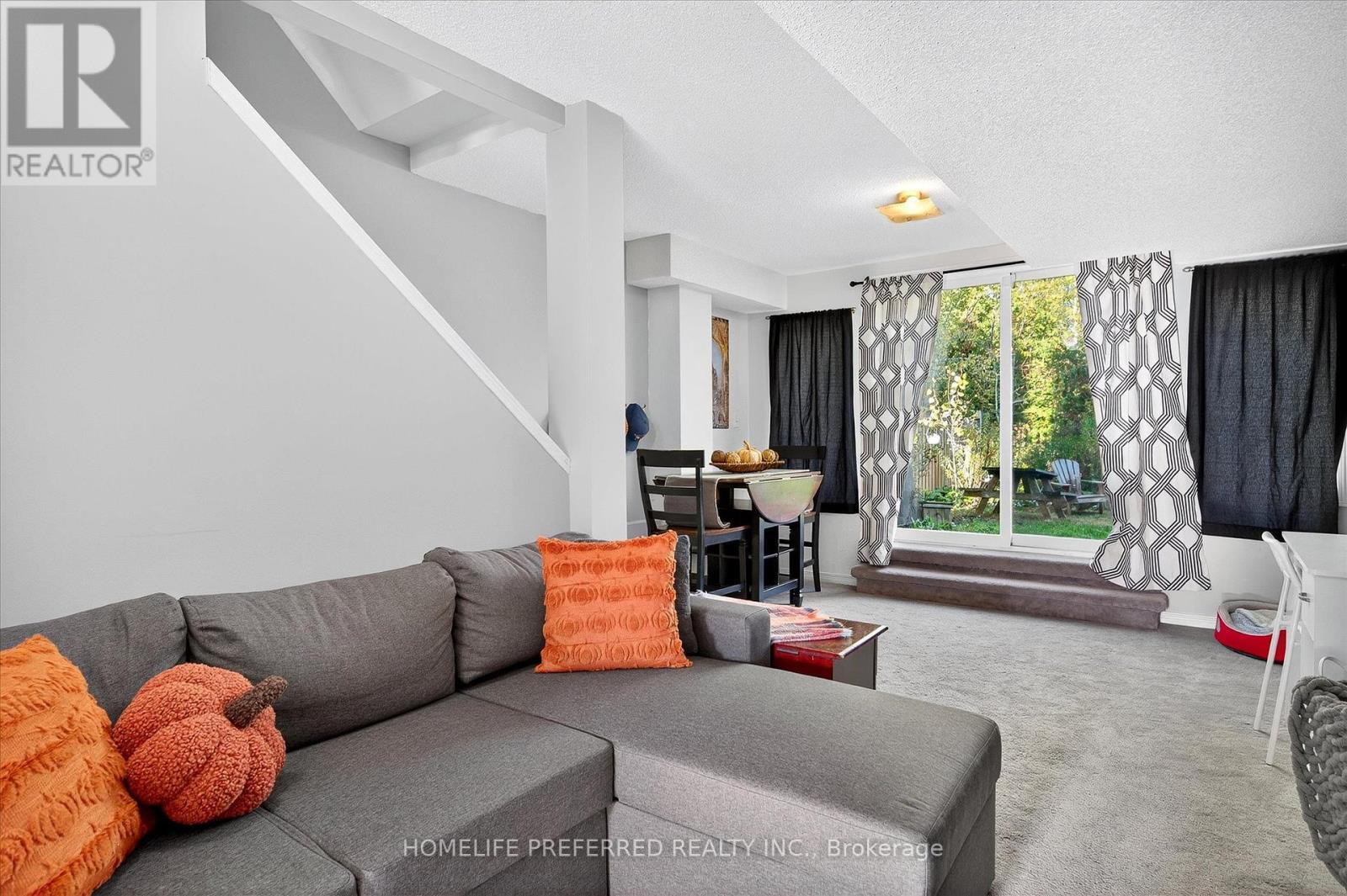 65 Brookside Street, Cavan Monaghan (Millbrook Village), Ontario  L0A 1G0 - Photo 5 - X12462132